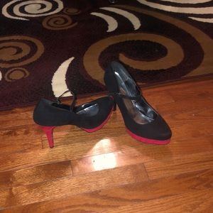 Torrid two toned heels with a strap Size 13w